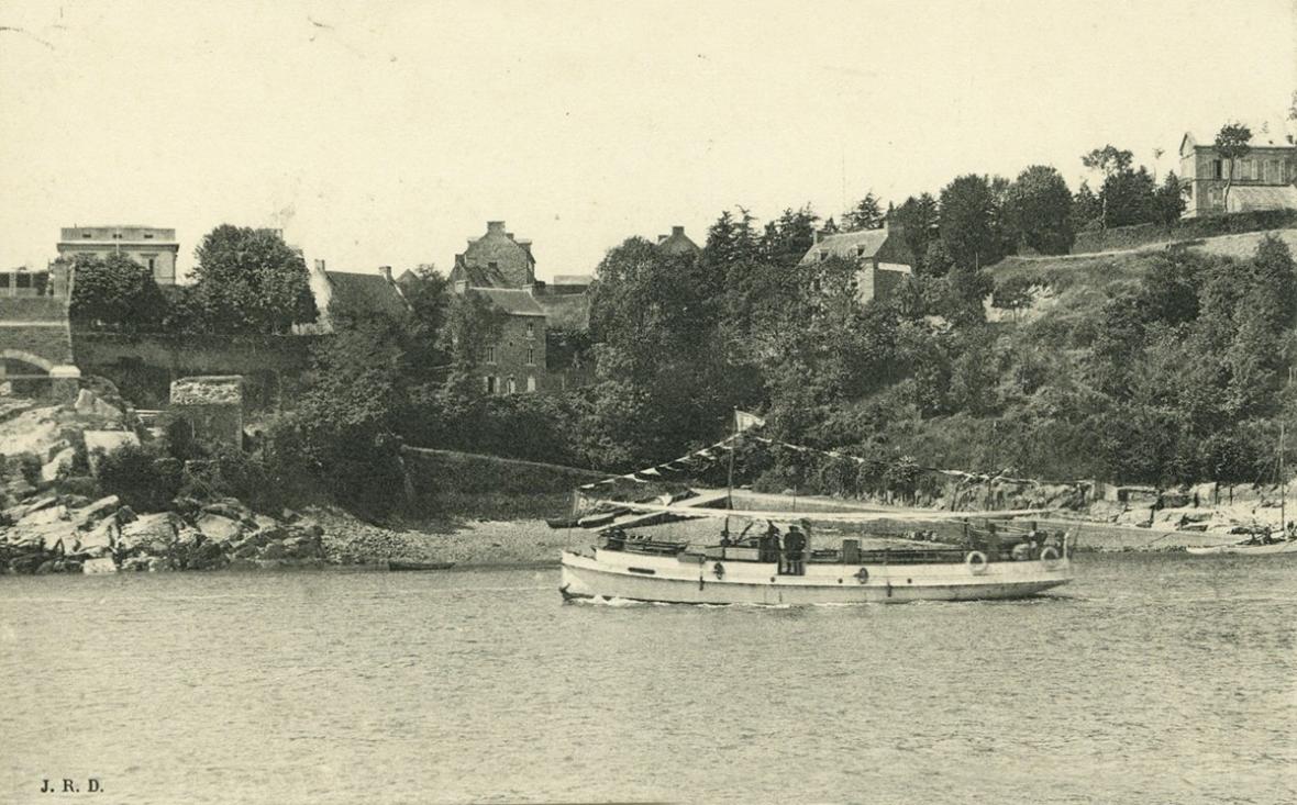 Photo ancienne du port Saint-Hubert