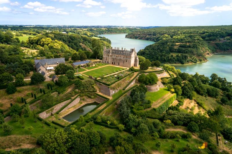 Château de La Roche-Jagu.jpg (© Chimair)