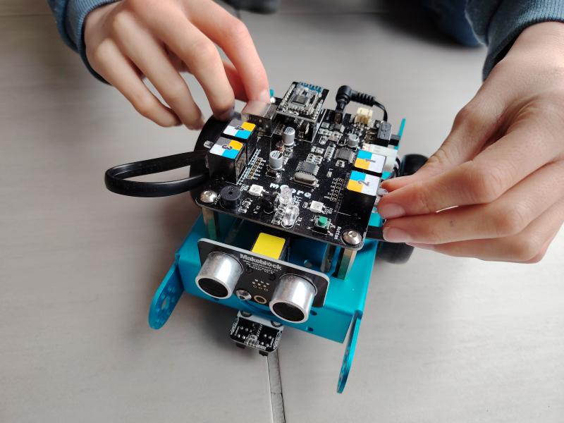 Le robot MBOT Le robot MBOT