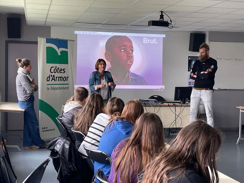 Rencontre de l'égalité à Paimpol avec Aurélie Fontaine et Alexandre Cressiot Rencontre de l'égalité à Paimpol avec Aurélie Fontaine et Alexandre Cressiot